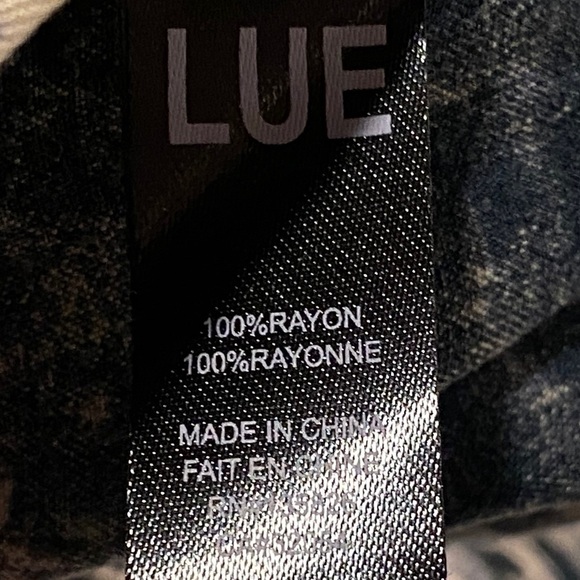 Lue Sleeves Distressed Blue Denim look Button Down Top Size Small - Picture 9 of 9